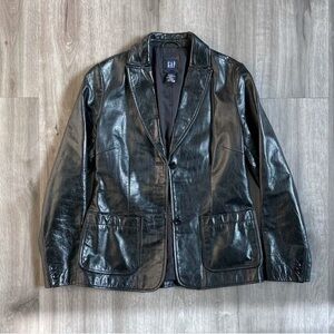 Gap women’s vintage retro 2000’s genuine leather jacket size xs
